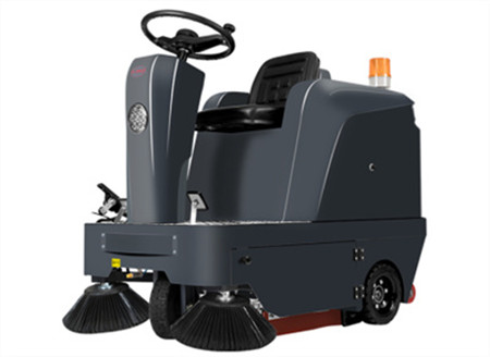 揚(yáng)子駕駛式掃地機(jī)有什么優(yōu)勢(shì)？