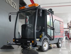掃地車邊刷日常怎么清理？麻不麻煩